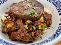 -沪西老弄堂面馆(定西路店)