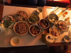 -Cuc Gach Quan Restaurant