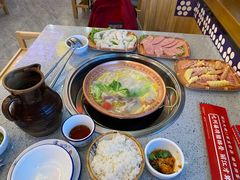 -阿婆情腊排骨火锅(金虹路店)