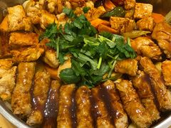 -黄记煌三汁焖锅(银盆岭万达广场店)