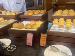 -亚龙湾希尔顿自助餐厅·海鲜·烧烤·沙滩BBQ·现场乐队