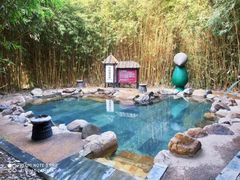 -森波拉火山温泉