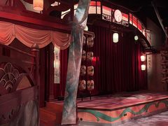 -暴风岛沉浸式体验馆(百联世纪店)