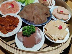 -麻辣英雄重庆火锅(二城广场店)