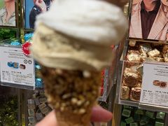 -VENCHI 闻绮(上海佛罗伦萨小镇店)
