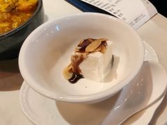 -荟廷·晶萃(陆家嘴尚悦湾店)