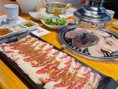 精品牛五花-唯成•韩国炭火烤肉 유성고기