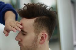 -发饰美男士增发补发假发定制店