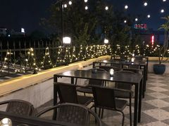 -花苑里咖啡(威远店)