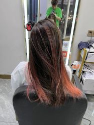 -IU潮牌·SALON