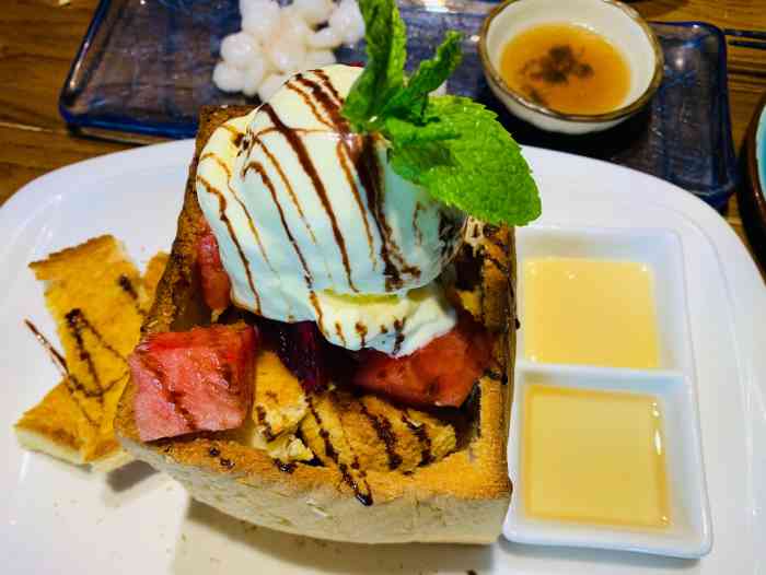 小肥猫餐厅-"第一次去,很好吃!就是有些菜有点辣辣滴!