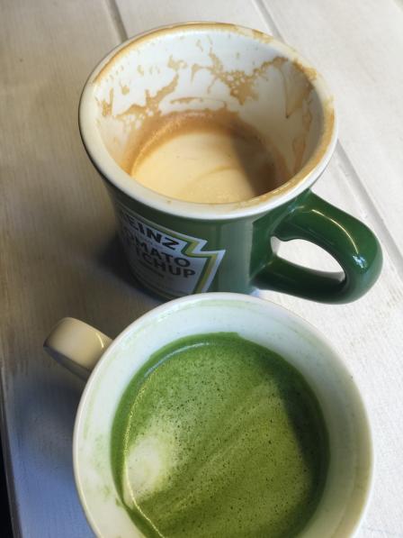 lock chuck coffee-"试了两杯,豆子不错,牛奶还是差一些些.在.