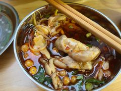 老铁锅秘制美蛙-鸿顺老铁锅美蛙鱼府(解放碑店)