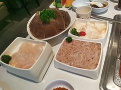 -海底捞火锅(长宁路龙之梦店)