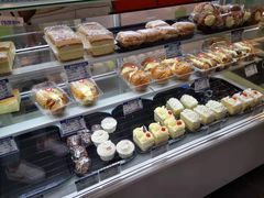 -白玉兰食品(中山公园龙之梦店)