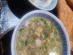 普通羊肉泡馍-老兰家传统烧烤炒菜泡馍(小南门店)