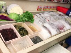 -渔中舟海鲜大排档(普陀沈家门店)