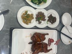 -朱记乳鸽王·非遗石岐乳鸽·全鸽宴(大兴旗舰店)