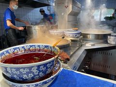 -陆元丰·兰州纯汤牛肉面(自强西路店)