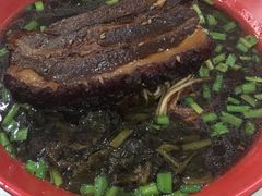 -小龙大肉面馆