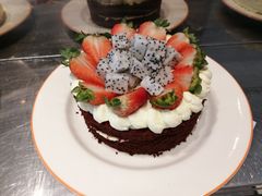 水果红丝绒蛋糕-济南香格里拉·咖啡泉自助餐厅