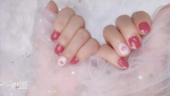 -吉吉靓甲美睫
