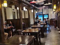 -聚汇三少·龙虾·中餐厅(莫邪路新天地店)