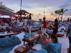 -FINNS Beach Club