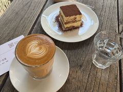 -VOYAGE COFFEE 咖啡烘焙工坊店(798艺术区店)