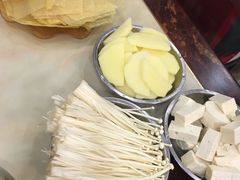 -重庆鸡公煲(学源街店)