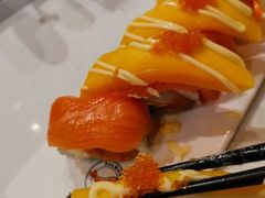 三文鱼芒果卷拼盘-新一番三文鱼寿司(大东海店)