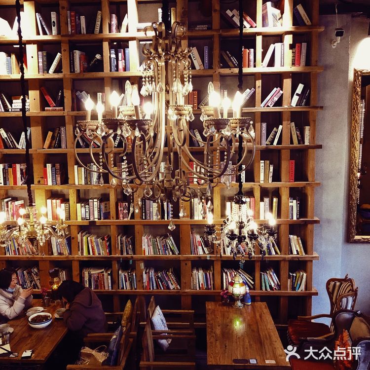 武汉美食探店｜香钿楚菜（汉街店）