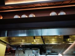 门面-上名堂·鱼头好吃(体育场路店)