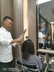-扎嘎形象设计