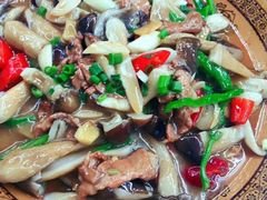 炒菌菇-君华饭店·腊排铜火锅