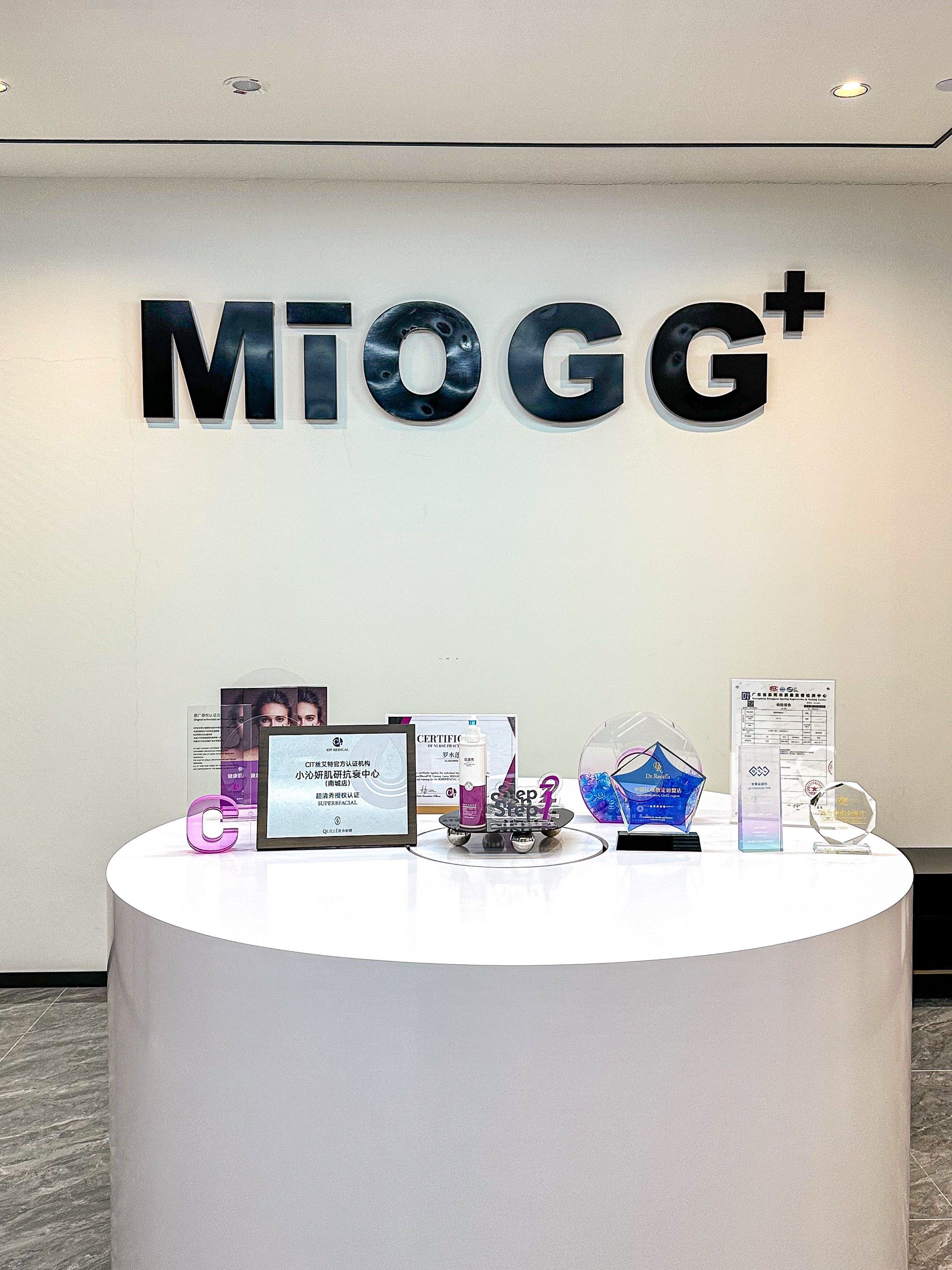 n作为爱熬夜的喵星人
皮肤经常出油长痘痘0202暗沉无光
不