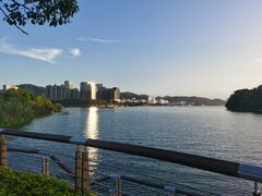 -饮湖威士忌鸡尾酒吧