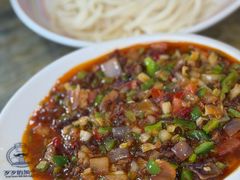 伊犁碎肉拌面-歹歹的加个面过油肉拌面(贵州路店)
