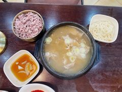 -釜山豚骨汤饭(芝罘万达广场店)