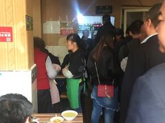 大堂-宝瑞门钉肉饼店