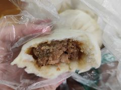 -胡成记口蘑龙眼包子(盐道街店)