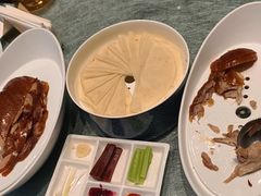 -凤凰园烤鸭店·唐山菜·传承花椒肉(老唐丰路店)