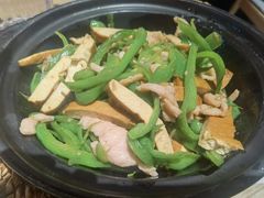 -川堂风·跷脚牛肉·乐山爆炒(宝山日月光店)