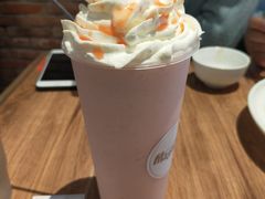 -玛格萝妮(汇智国际商业中心店)