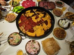 -岗上渣渣老火锅(两路口店)