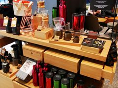 -星巴克臻选(上海合生汇1F店)