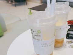 -奈雪的茶(优特汇店)