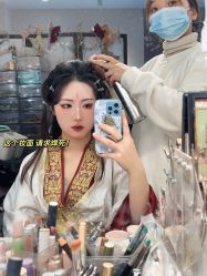 -一揽芳华汉服旗袍体验馆(拙政园店)