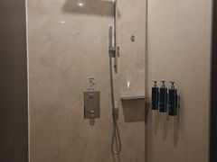 -广州天河希尔顿酒店