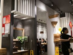 大堂-吕氏疙瘩汤·海鲜新鲁菜(凯德mall新都心店)